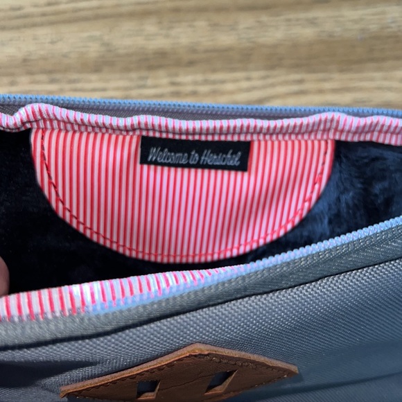 Herschel Supply Co. Heritage Sleeve For Ipad Mini - Picture 7 of 10